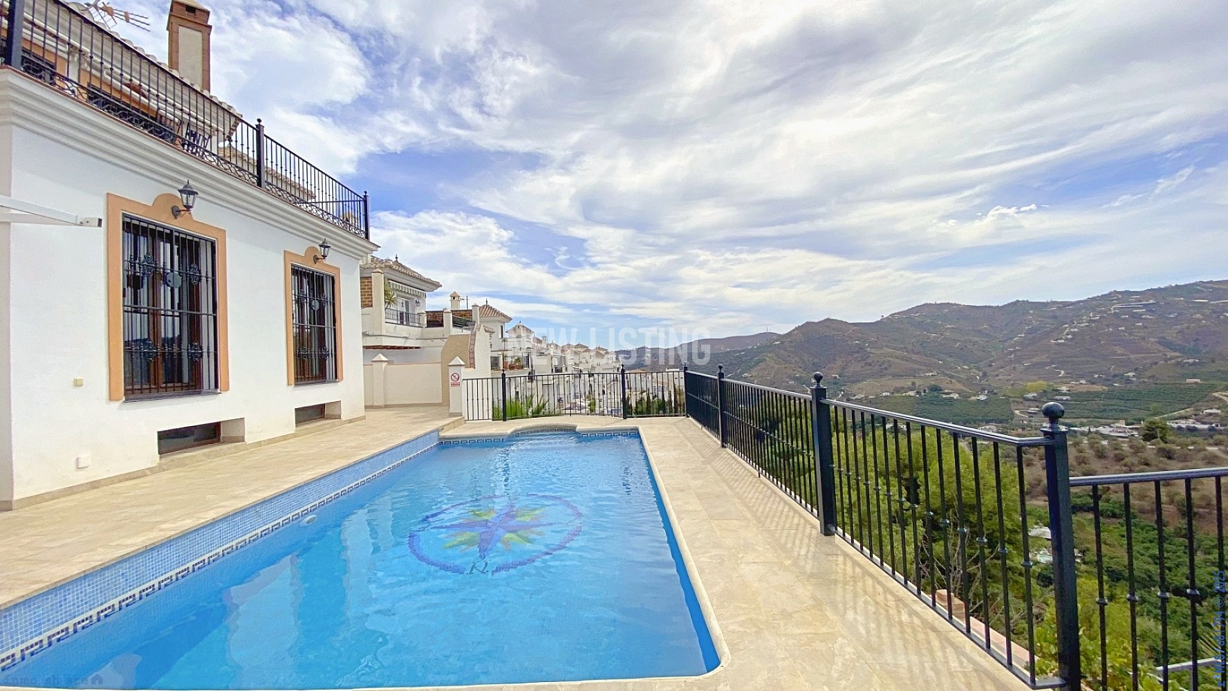 SC2A-45960 frigiliana 2